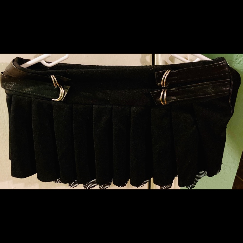 Black mini skirt